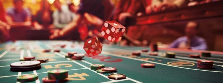 Pemeriksaan akun mobile untuk pengguna dewasa
